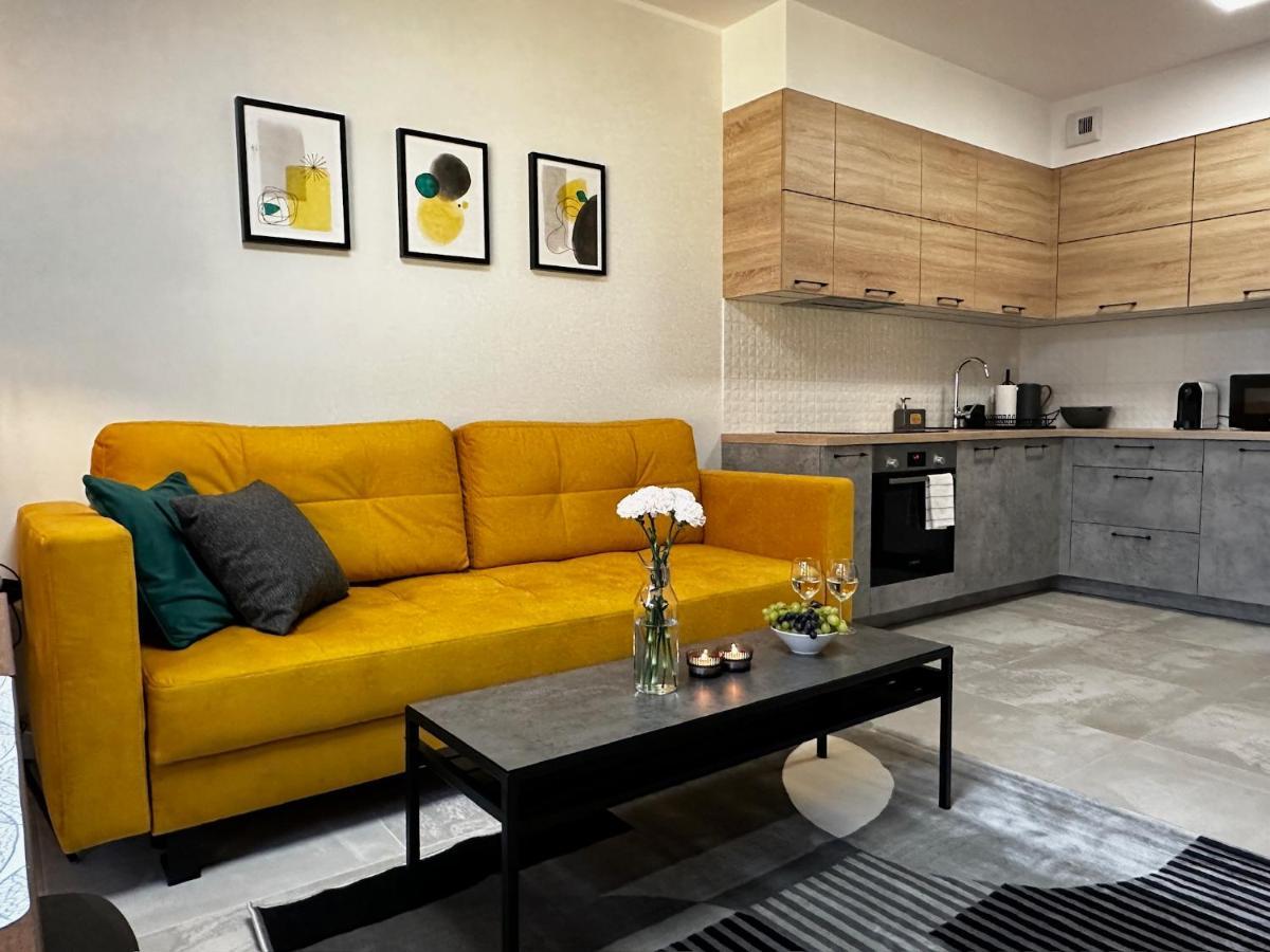 Urban Apartments Premium, Opolska 10 No 80, Free Garage, Self Check-In カトヴィツェ エクステリア 写真
