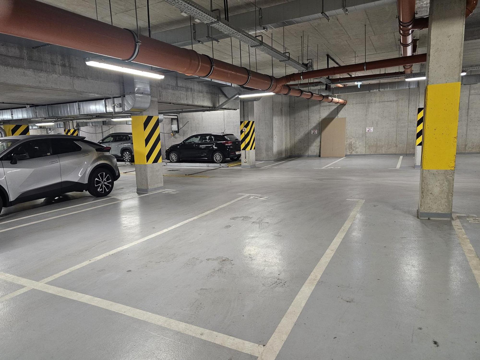 Urban Apartments Premium, Opolska 10 No 80, Free Garage, Self Check-In カトヴィツェ エクステリア 写真